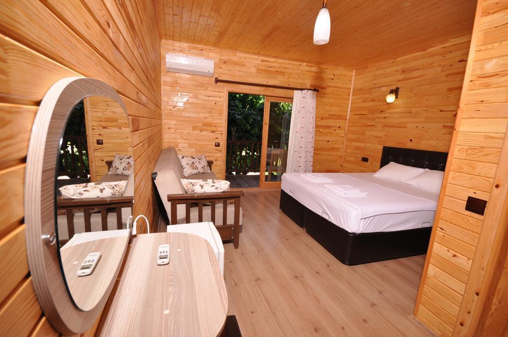 Cesur Pansiyon Hotel ชิลารึ ภายนอก รูปภาพ